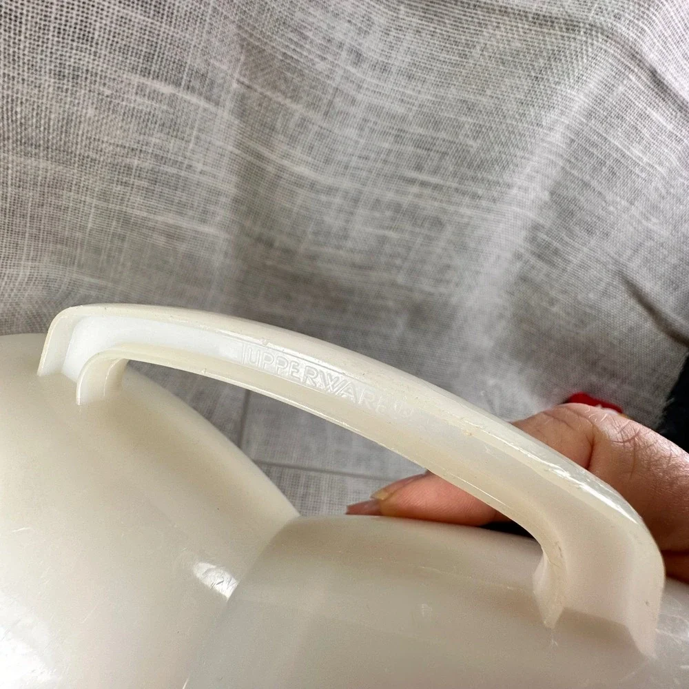 Tupperware 1 Cup‎ 8 oz Measuring Cup White USA Replacement Spout Vintage